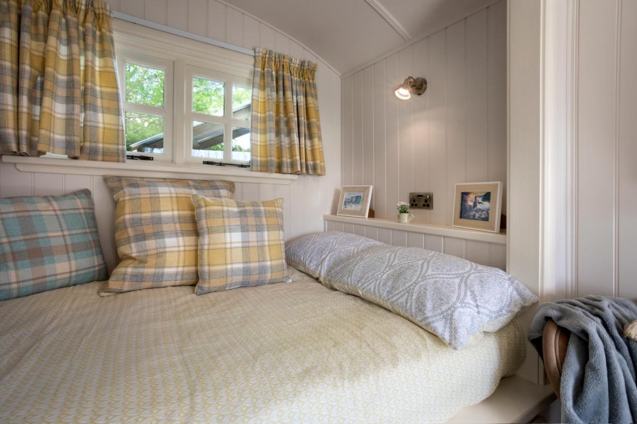 Brigsteer The Heron Shepherds Hut At Lyth Valley المظهر الخارجي الصورة